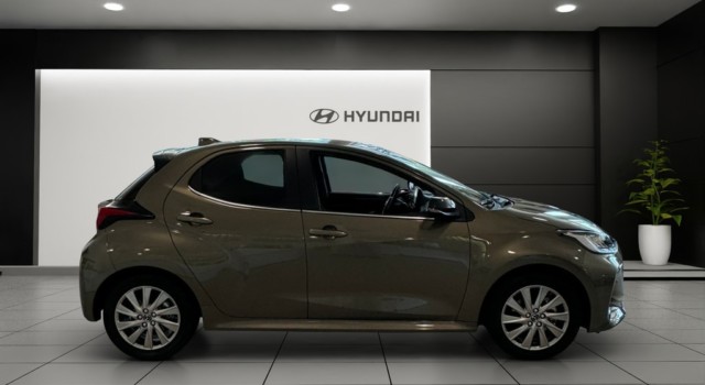 MAZDA 2 Hybrid Select