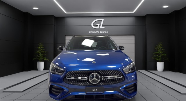 MERCEDES-BENZ GLA 220 4Matic 8G-DCT