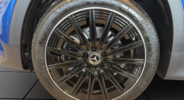 MERCEDES-BENZ GLB 220 d 4Matic 8G-Tronic