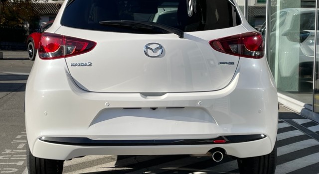 MAZDA 2 SKYACTIV-G 90 Homura Aka Automat