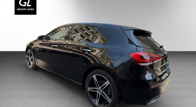 MERCEDES-BENZ A 180 Night Star AMG Line 7G-DCT