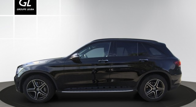 MERCEDES-BENZ GLC 200 AMG Line 4Matic
