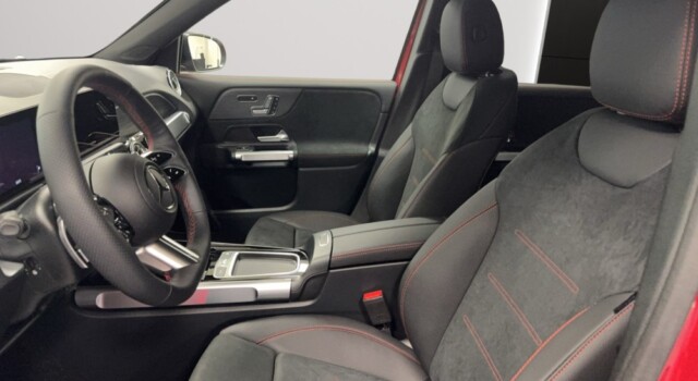 MERCEDES-BENZ GLB 250