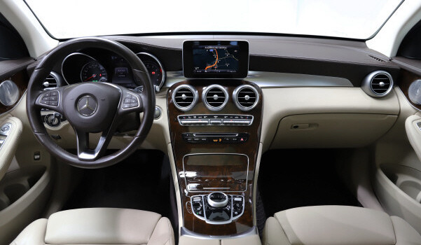 MERCEDES-BENZ GLC 300 4Matic Exclusive 9G-Tronic