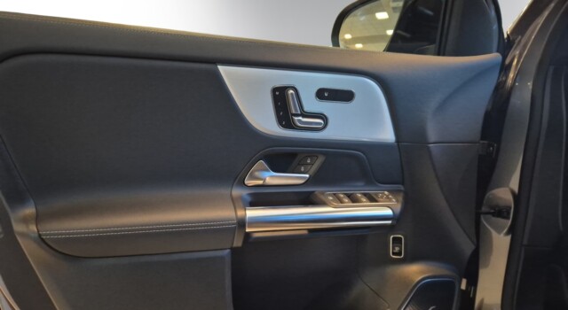 MERCEDES-BENZ GLA 45 AMG GLA 45 S AMG 4Matic+