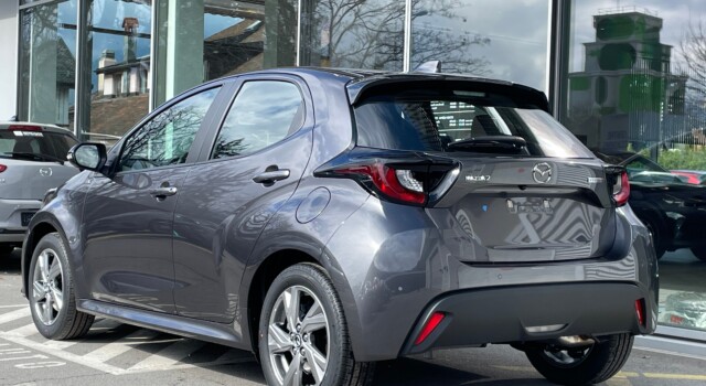 MAZDA 2 Hybrid Exclusive-line