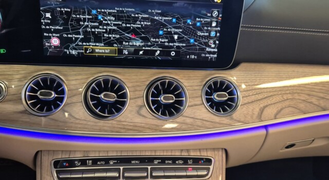 MERCEDES-BENZ E 200 Cabriolet 4Matic AMG Line 9G-Tronic