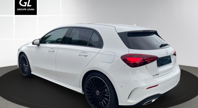 MERCEDES-BENZ A 200 Night Star 7G-DCT