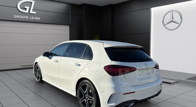 MERCEDES-BENZ A 200 Night Star 7G-DCT