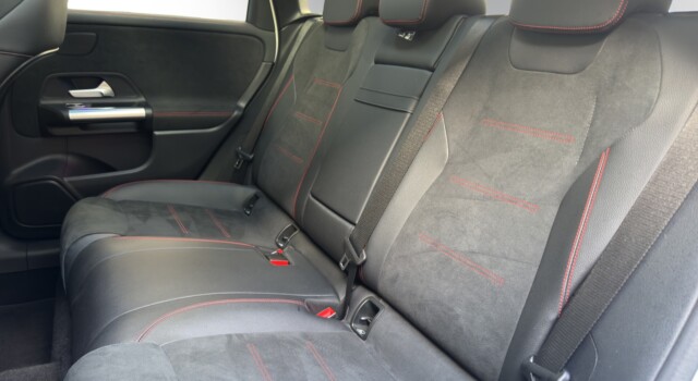 MERCEDES-BENZ B 250 4Matic AMG Line