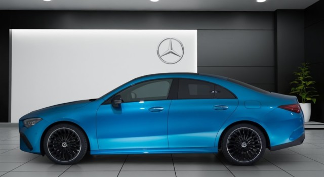 MERCEDES-BENZ CLA 220 4Matic 8G-DCT