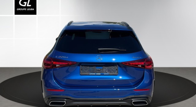 MERCEDES-BENZ C 220 d T 4 Matic