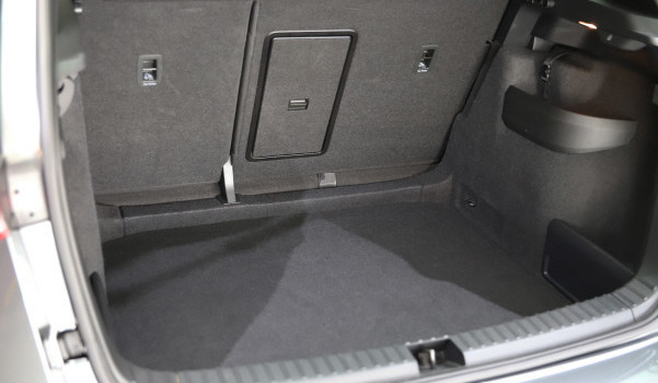 SKODA KAROQ 1.5 TSI Ambit. DSG