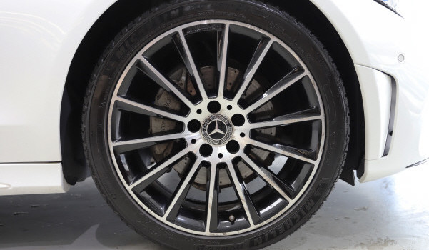MERCEDES-BENZ C 220 d SwissStar 4M AMG L