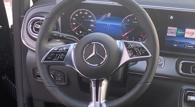 MERCEDES-BENZ V 250 d extralang Avantgarde 4Matic 9G-Tronic