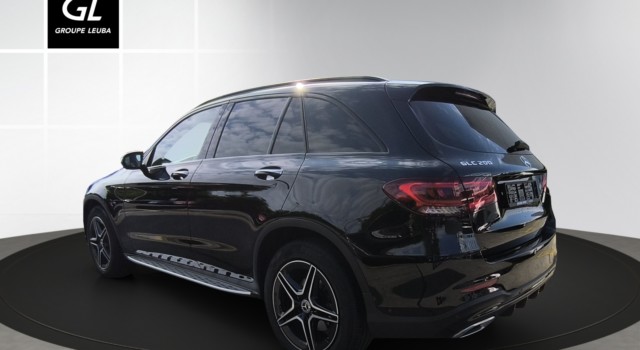 MERCEDES-BENZ GLC 200 AMG Line 4Matic