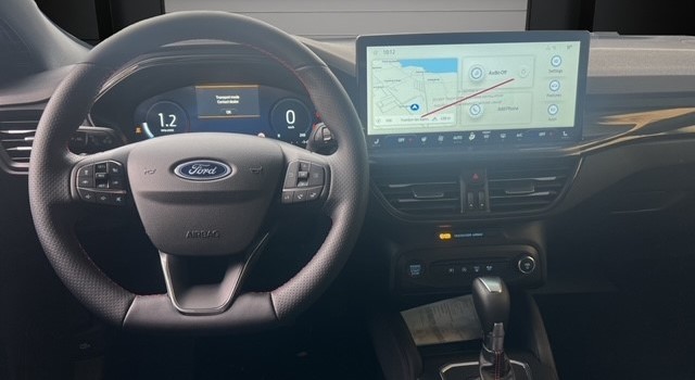 FORD FOCUS 1.0 MHEV ST-Line X Automat