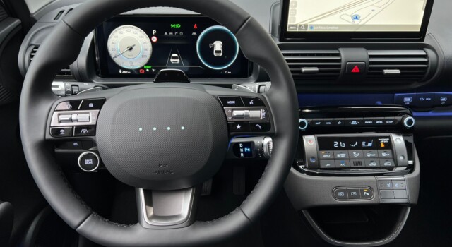 HYUNDAI INSTER 49kWh Amplia
