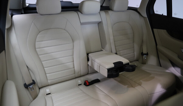 MERCEDES-BENZ GLC 300 4Matic Exclusive 9G-Tronic