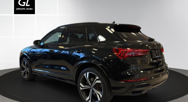 AUDI Q3 45 TFSI e S line Attraction S-tronic