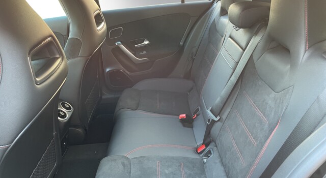 MERCEDES-BENZ A 200 Night Star 7G-DCT