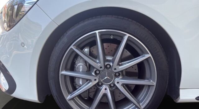 MERCEDES-BENZ CLA 45 AMG 4Matic Speedshift