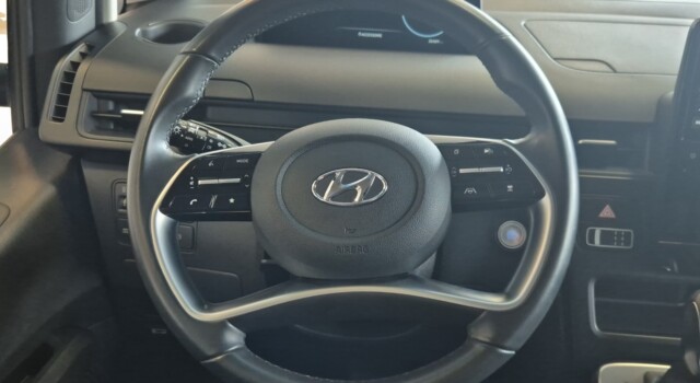 HYUNDAI STARIA Wagon 2.2 CRDi Amplia 4WD A