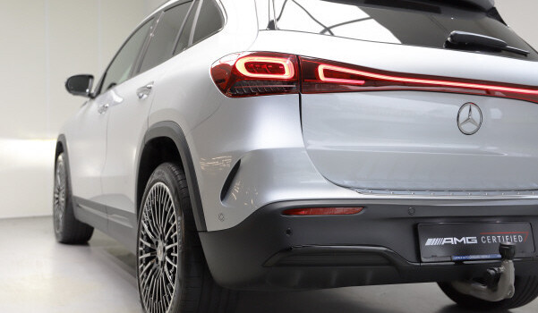 MERCEDES-BENZ EQA 250 AMG Line AMG Line