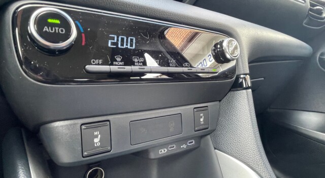 MAZDA 2 Hybrid Exclusive-line