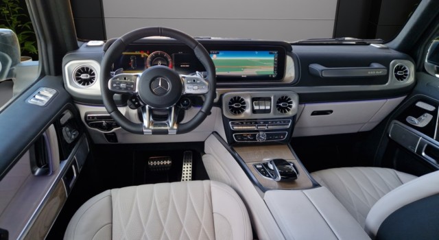 MERCEDES-BENZ G 63 AMG 4×4 Speedshift Plus G-Tronic