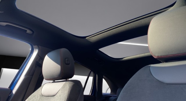 MERCEDES-BENZ EQA 350 66,5 kWh 4Matic Excellence