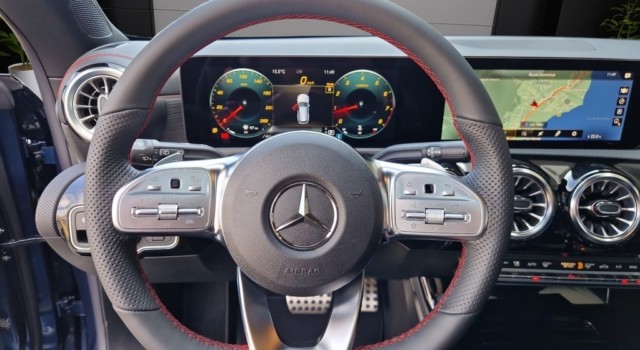 MERCEDES-BENZ CLA 250 CLA Shooting Brake 250 4Matic 7G-DCT Swiss Star