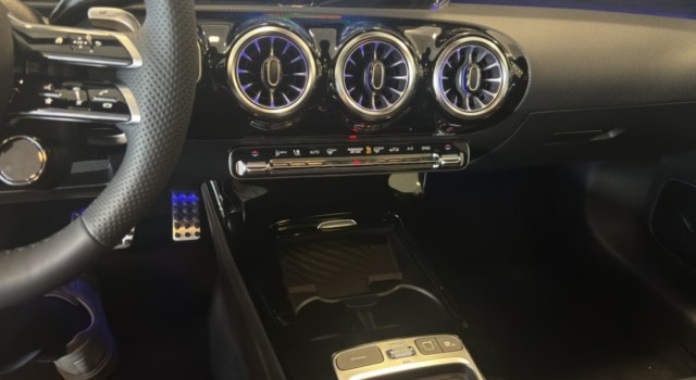 MERCEDES-BENZ A 35 AMG A AMG 35 4Matic 8G-DCT