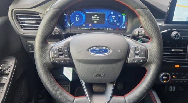 FORD KUGA 2.5 PHEV Titanium 2W