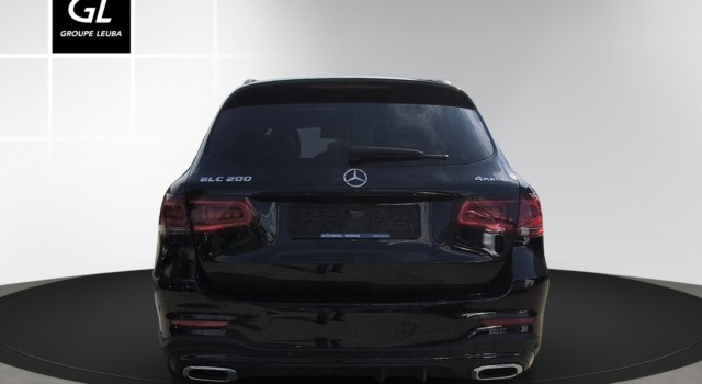 MERCEDES-BENZ GLC 200 AMG Line 4Matic