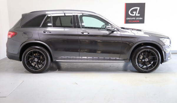 MERCEDES-BENZ GLC 300 e AMG Line 4Matic