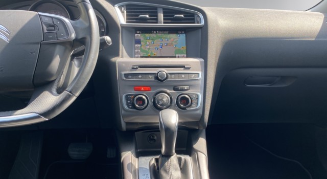CITROEN C4 1.2 Pure Tech Shine