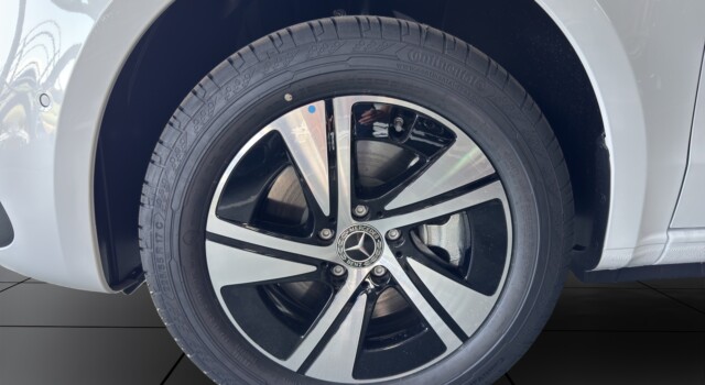 MERCEDES-BENZ VITO 116 CDI Lang Select Family Tourer 4Matic 9G-Tronic