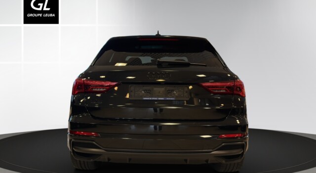 AUDI Q3 45 TFSI e S line Attraction S-tronic