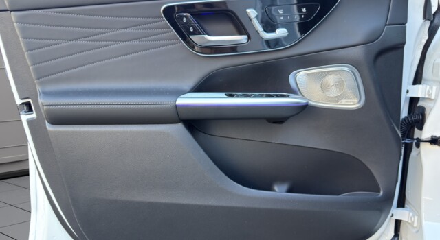 MERCEDES-BENZ GLC 300 e 4Matic EQ Star 9G-Tronic