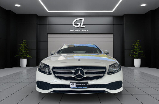 MERCEDES-BENZ E 200 Avantgarde 4 Matic 9G-Tronic