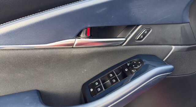 MAZDA CX-30 X 180 Ambition Plus