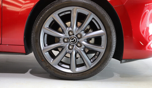 MAZDA 3 HB X 180 Revolution