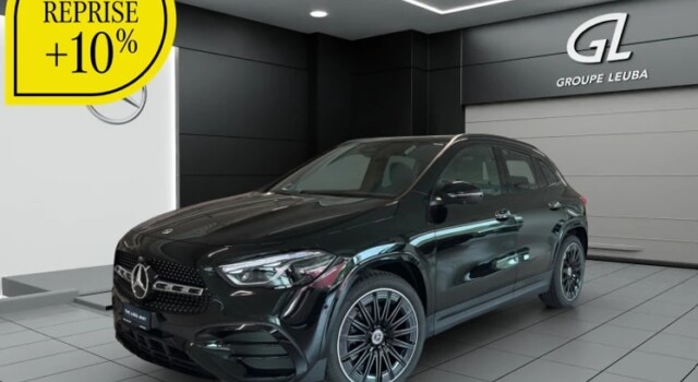 MERCEDES-BENZ GLA 200 7G-DCT