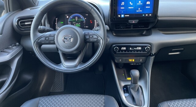 MAZDA 2 Hybrid Homura