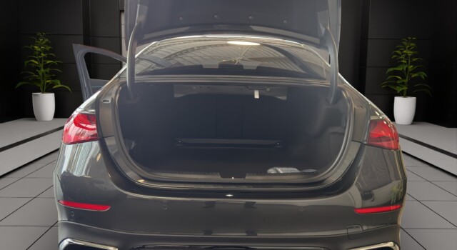 MERCEDES-BENZ E 220 d 4Matic 9G-Tronic