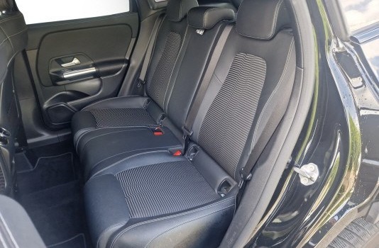 MERCEDES-BENZ GLA 250 Progressive4Matic