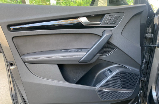 AUDI Q5 55 SB TFSI e S line qu