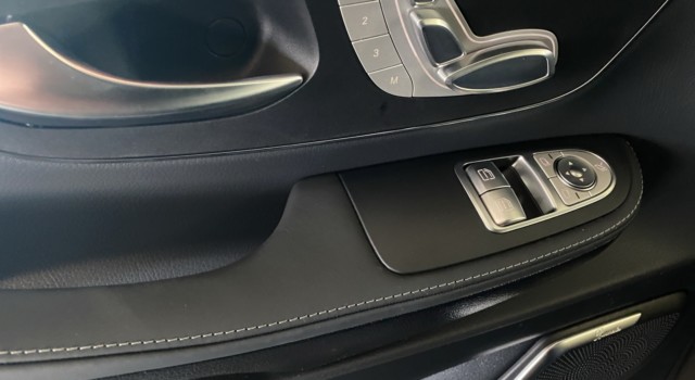 MERCEDES-BENZ V 300 d lang Swiss Edition 4Matic 9G-Tronic