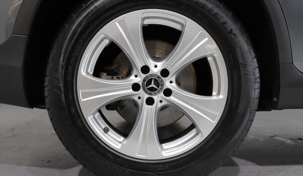MERCEDES-BENZ GLC 300 4Matic Exclusive 9G-Tronic